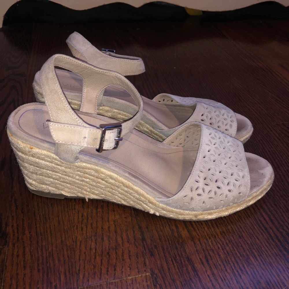 Vionic Beige Wedge Sandals